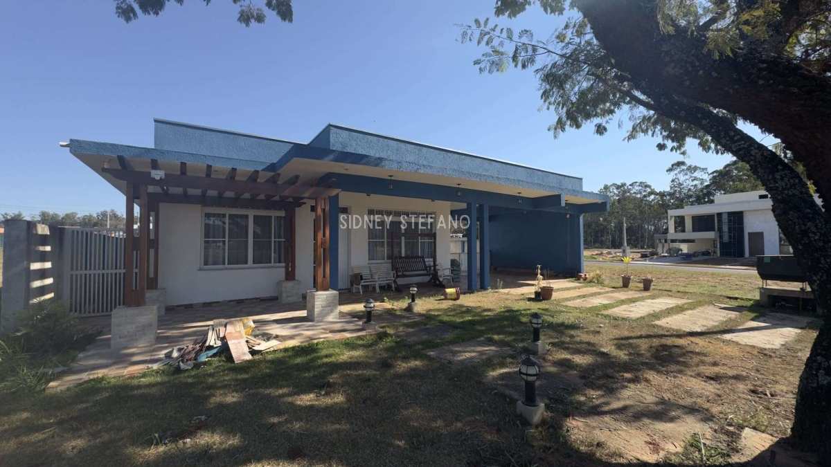 Casa à venda com 3 quartos, 142m² - Santa Bárbara Resort Residence,Águas de Santa Bárbara